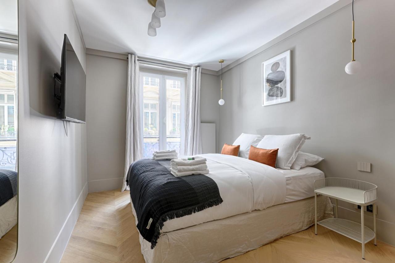 Unique Luxury Parisian Flat 2Br/6P -Champs Elysees المظهر الخارجي الصورة